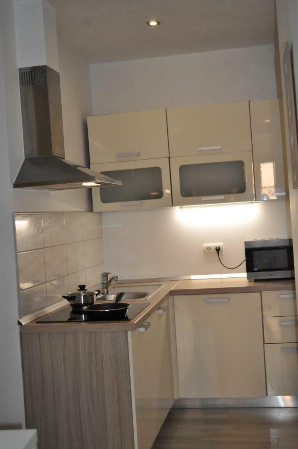 פיראן Apartment Nana מראה חיצוני תמונה